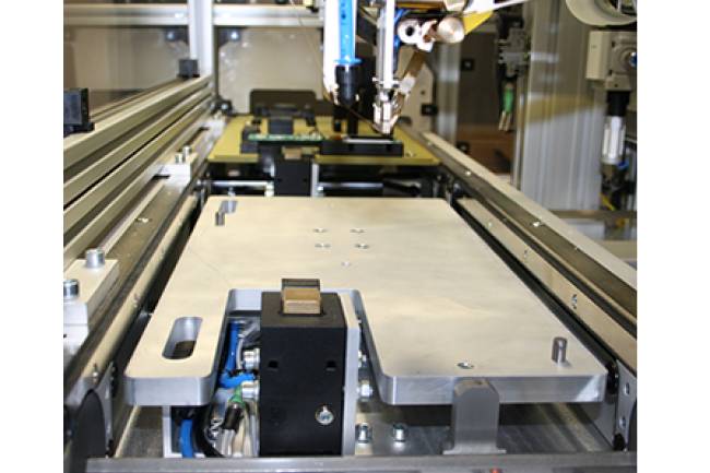 Inline Bügellötsystem aufgebaut auf einem Bandsegment 